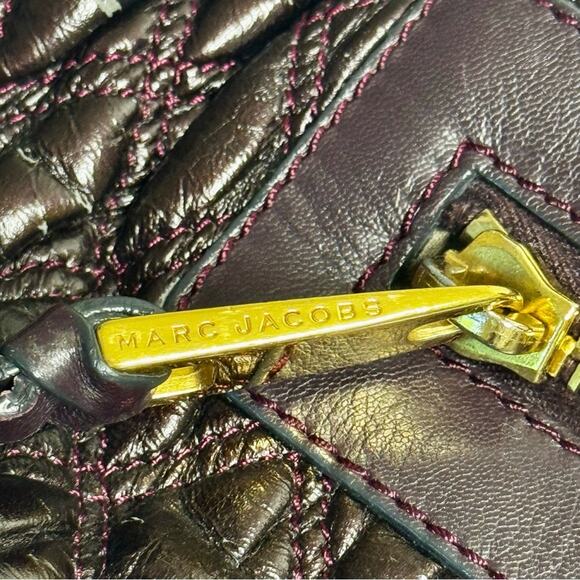 Marc Jacobs Plum MINA Stam Bag Kiss Lock Frame Purse Shoulder Quilted Elastic - Picture 7 of 16